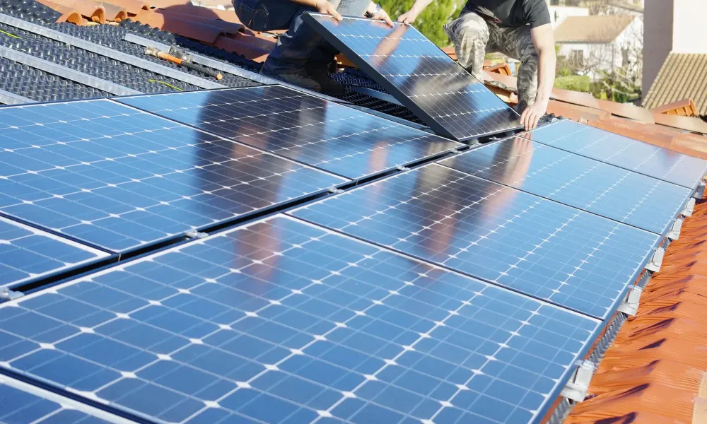 pose et nettoyage panneau photovoltaïque